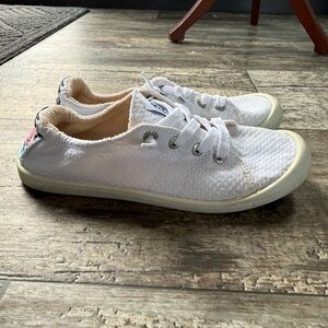 2 for $30 sale: Roxy white Swiss dot textured canvas bayshore sneaker - 6.5